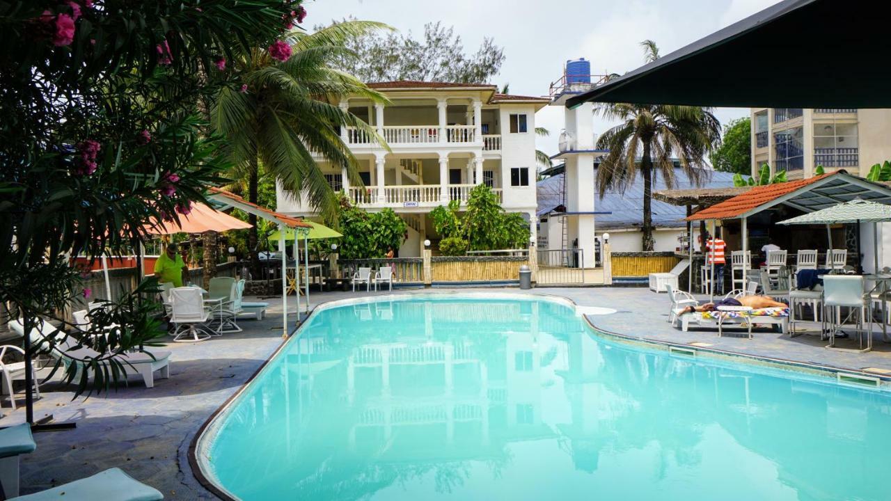 The Family Kingdom Resort Freetown Exterior photo