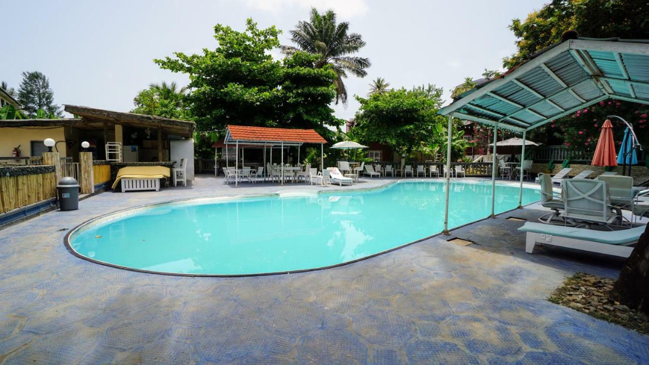 The Family Kingdom Resort Freetown Exterior photo