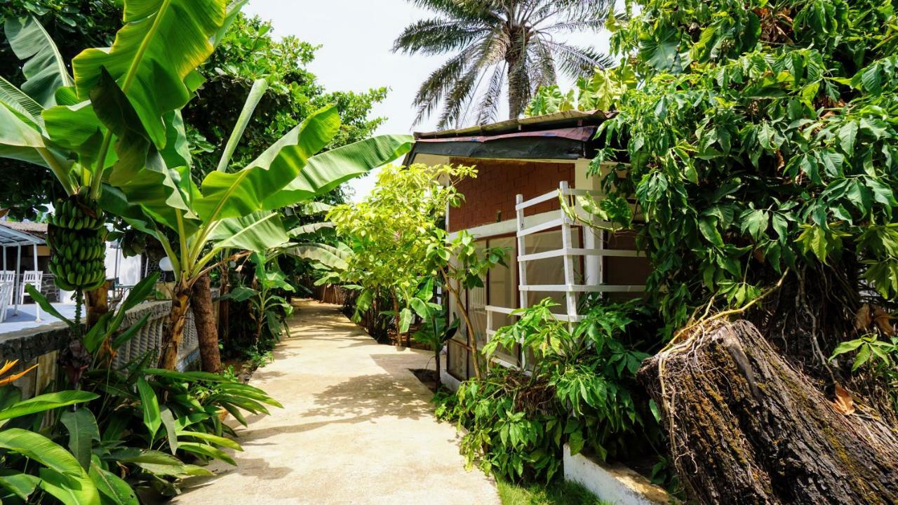 The Family Kingdom Resort Freetown Exterior photo